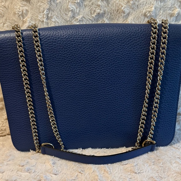 GUCCI AUTHENTIC CALFSKIN PERIWINKLE BLUE INTERLOCKING GG CHAIN SHOULDER BAG.NWOT - Picture 4 of 16
